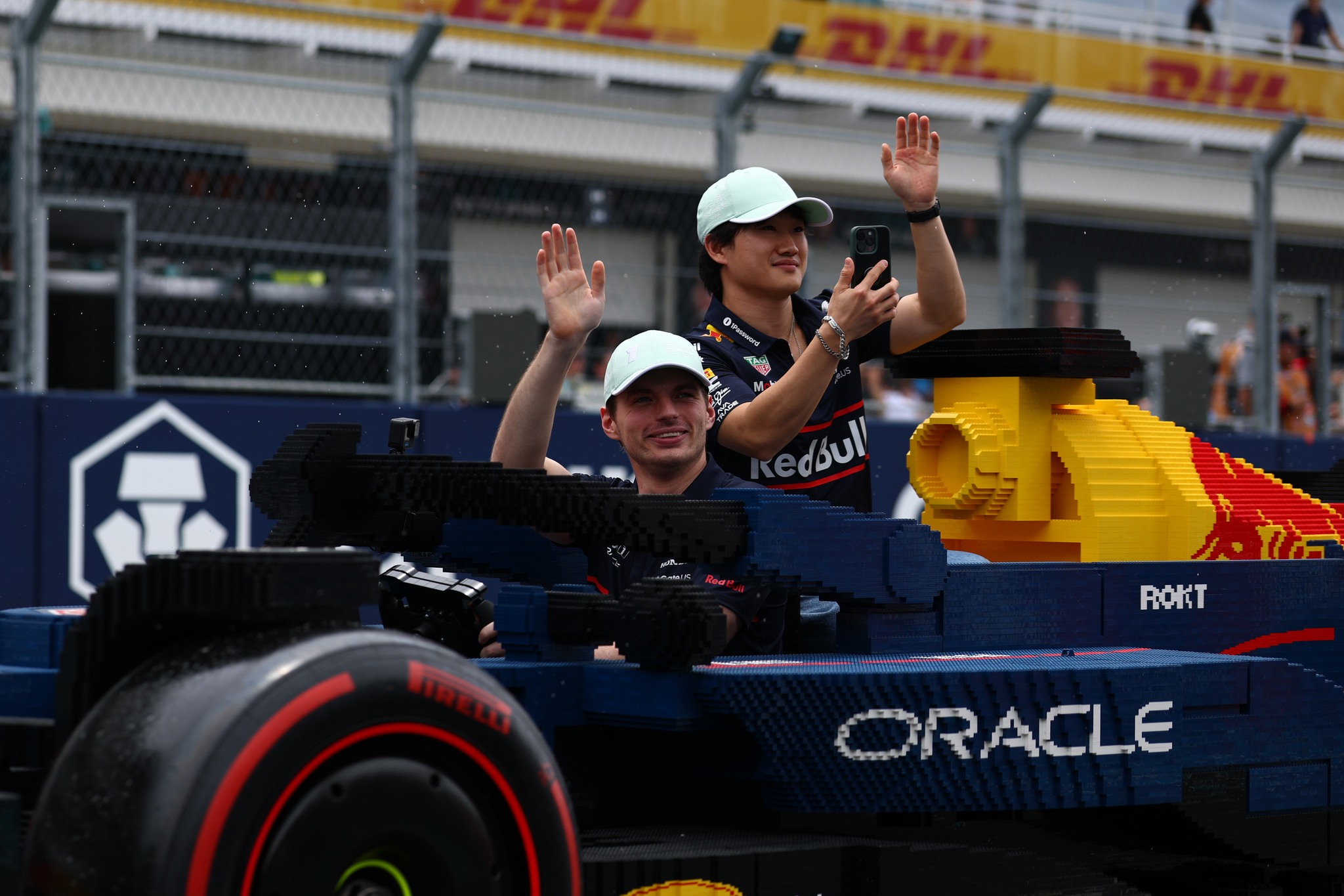F1