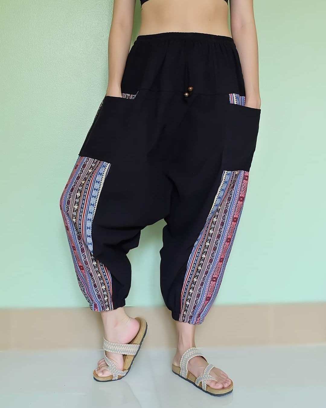 ฮักเสื้อฮักผ้า - HUG Clothes เสื้อกางเกงเดรสผ้าเมืองผ้าฝ้ายลำพูน | Ban ...