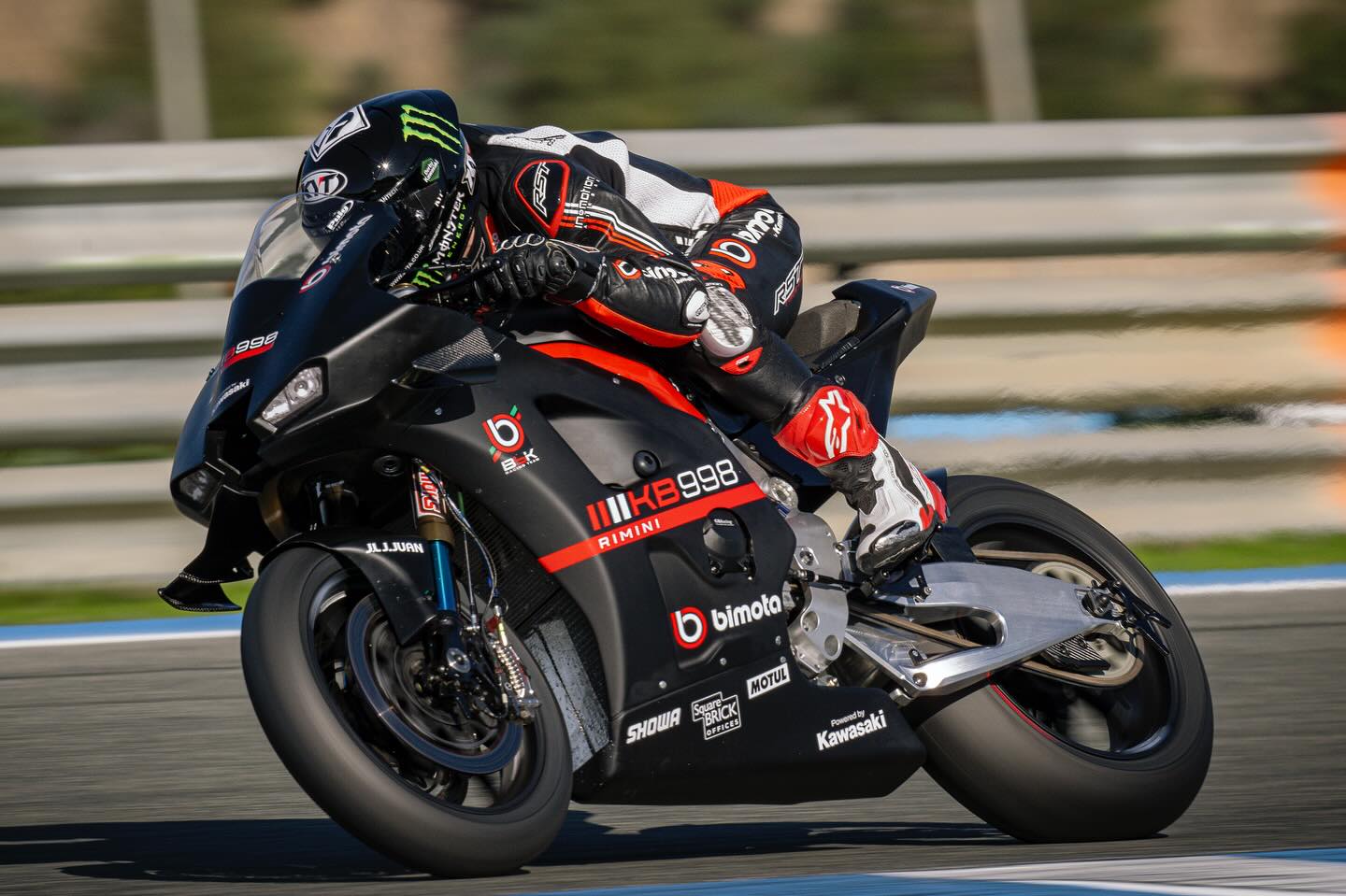 🏁 First day of class! 🏍️ Bimota by Kawasaki Racing Team riders