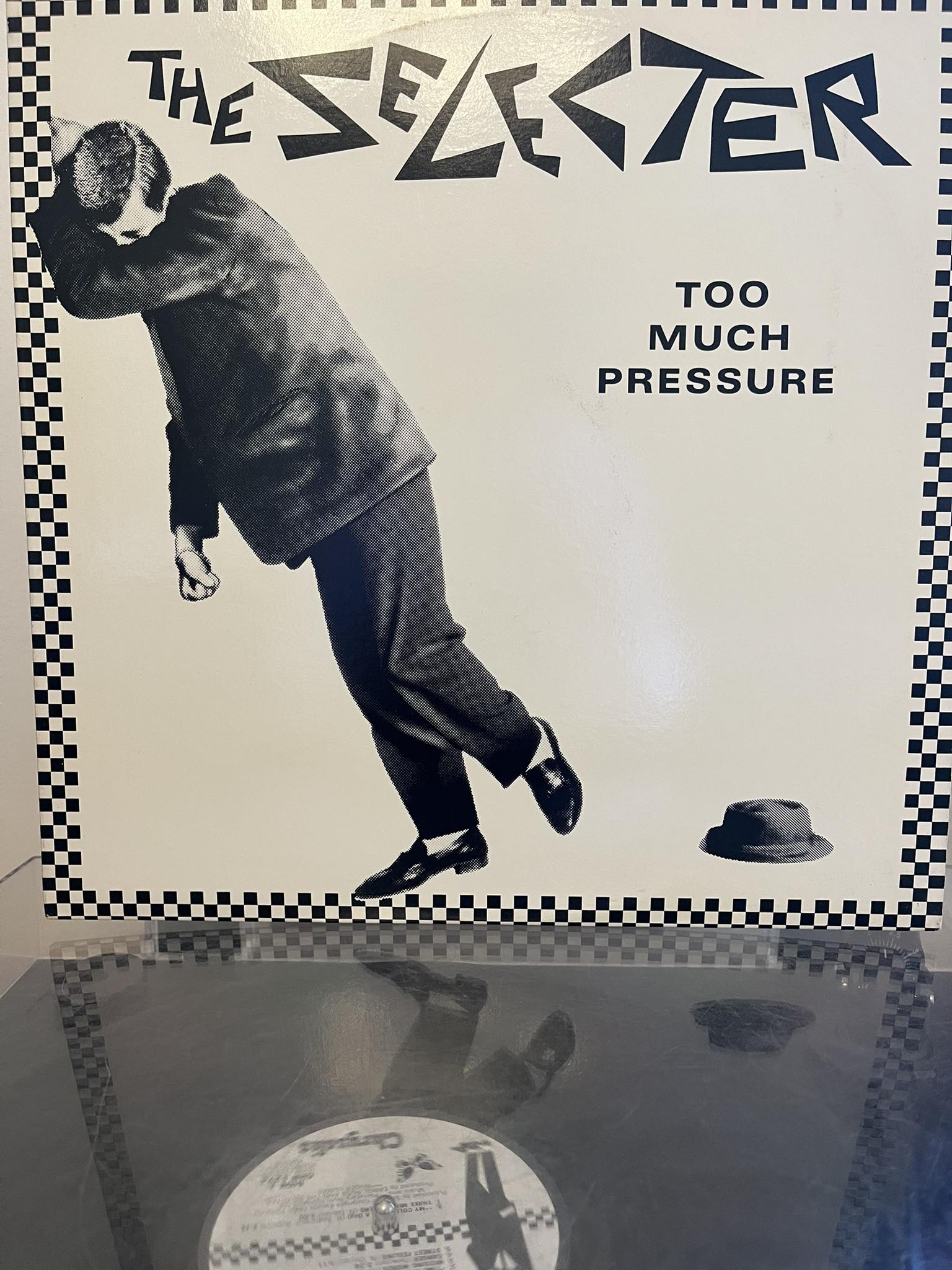 Now playing : The Selecter, Too much Pressure (1980). Time for 2-tone!