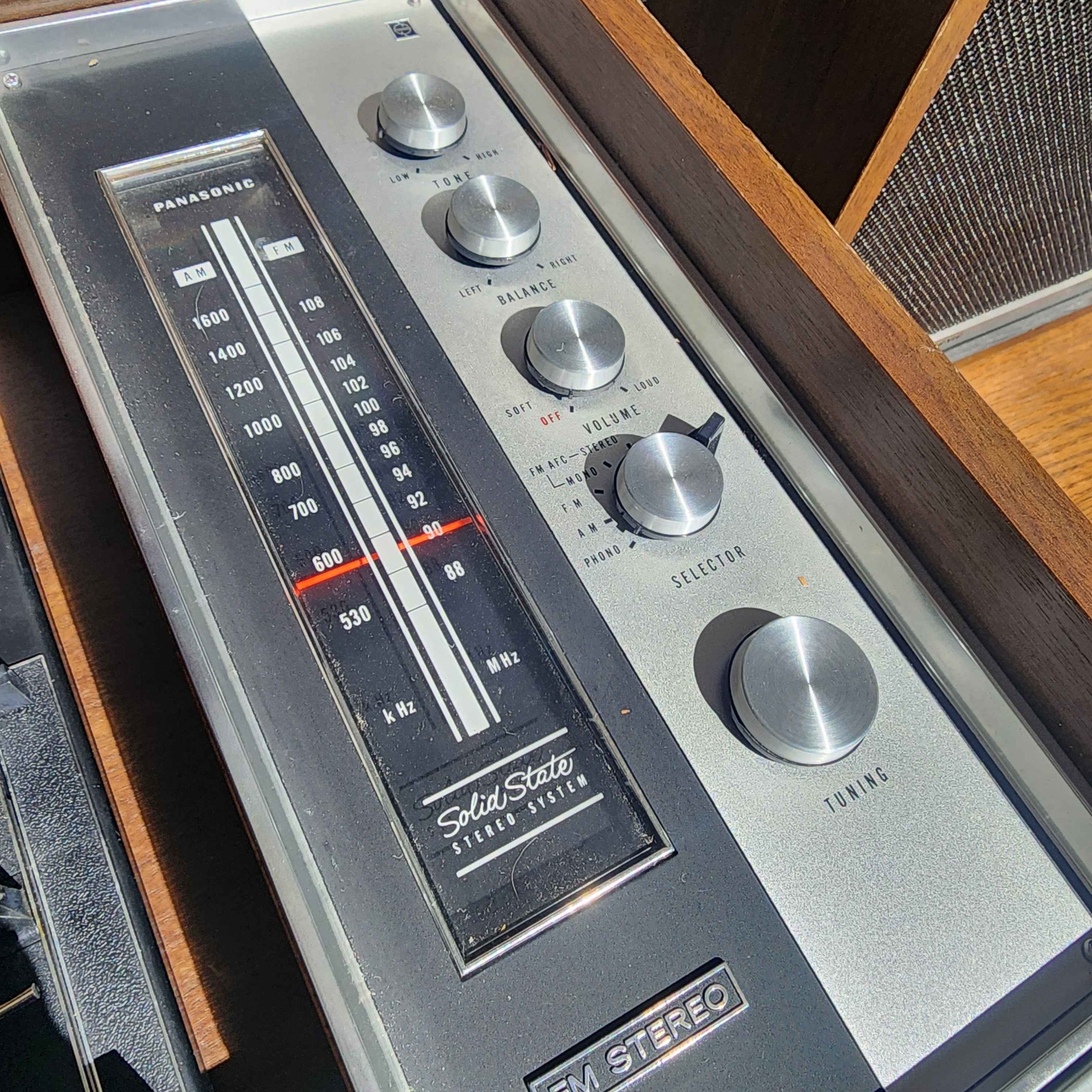 1970s-panasonic-se-1419-vintage-stereo-record-player-turntable-w