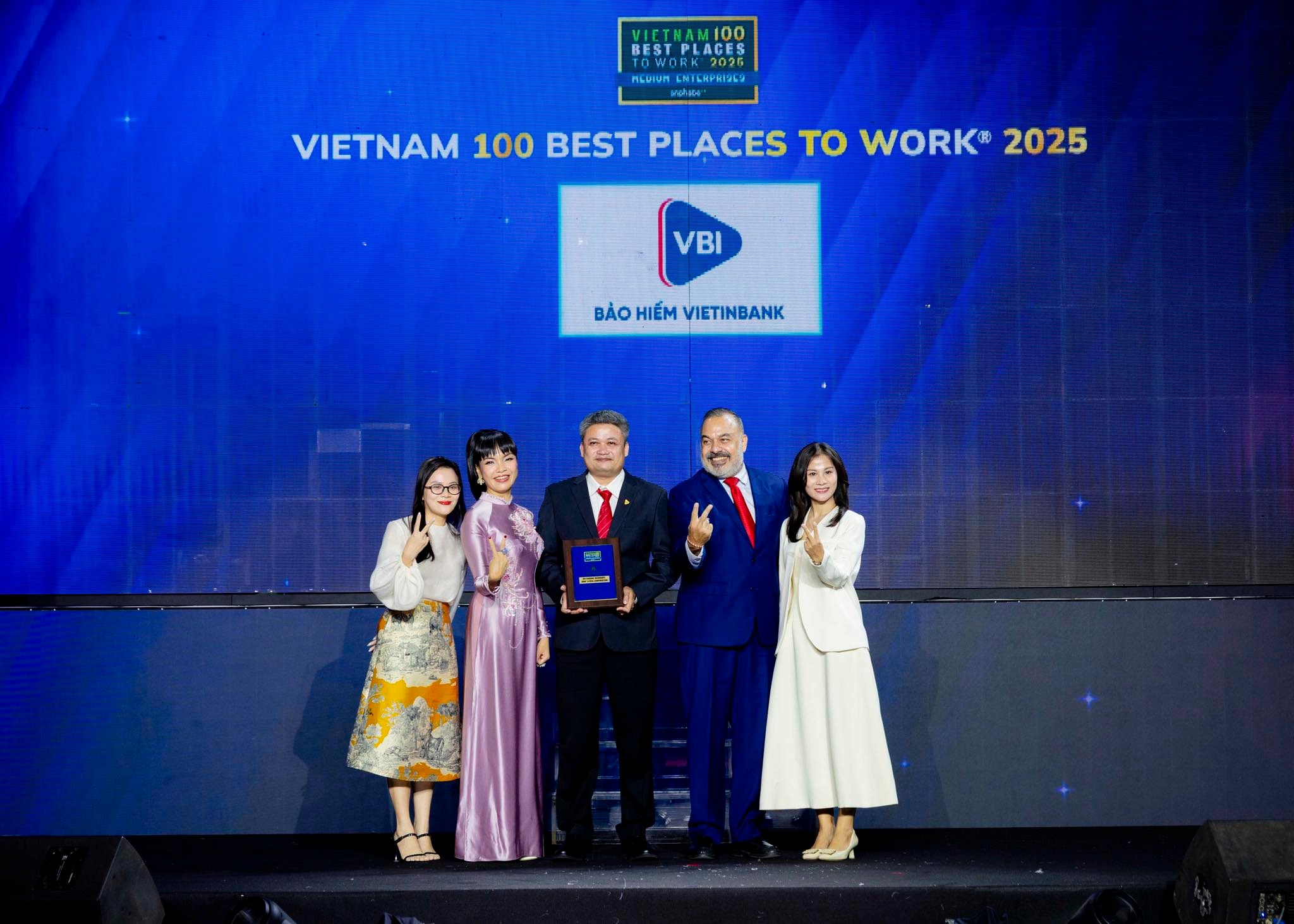 Life at VBI - BẢO HIỂM VIETINBANK - VBI XẾP THỨ HẠNG 17 -... | Facebook