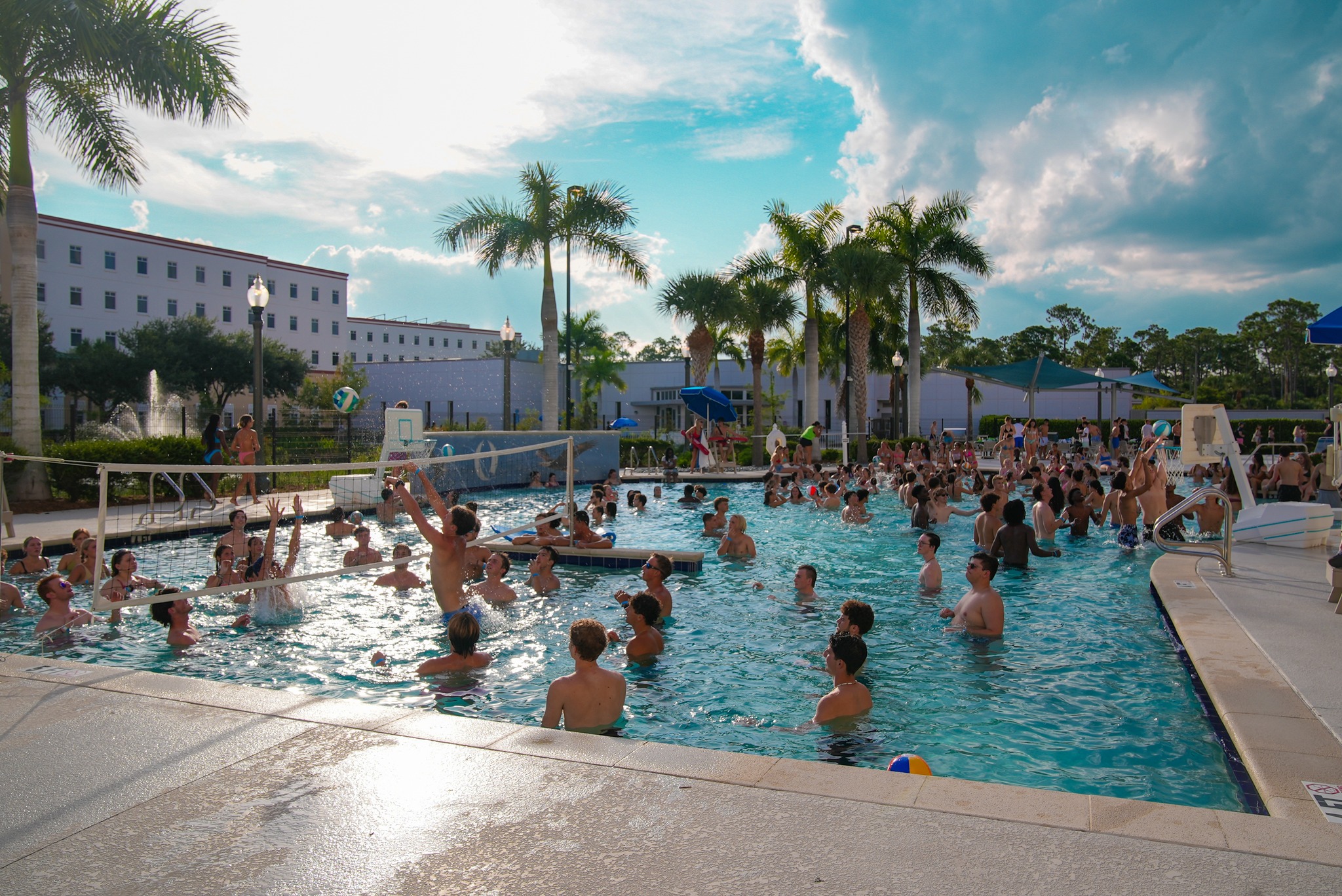 Florida Gulf Coast... - Florida Gulf Coast University