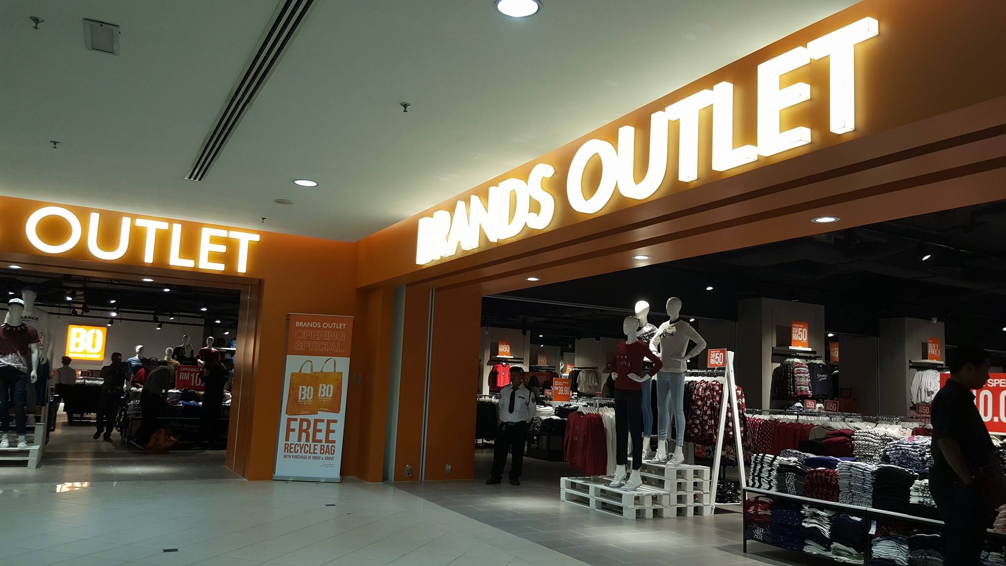 Kb Mall Brands Outlet Kb Mall Kini Berwajah Baru Facebook