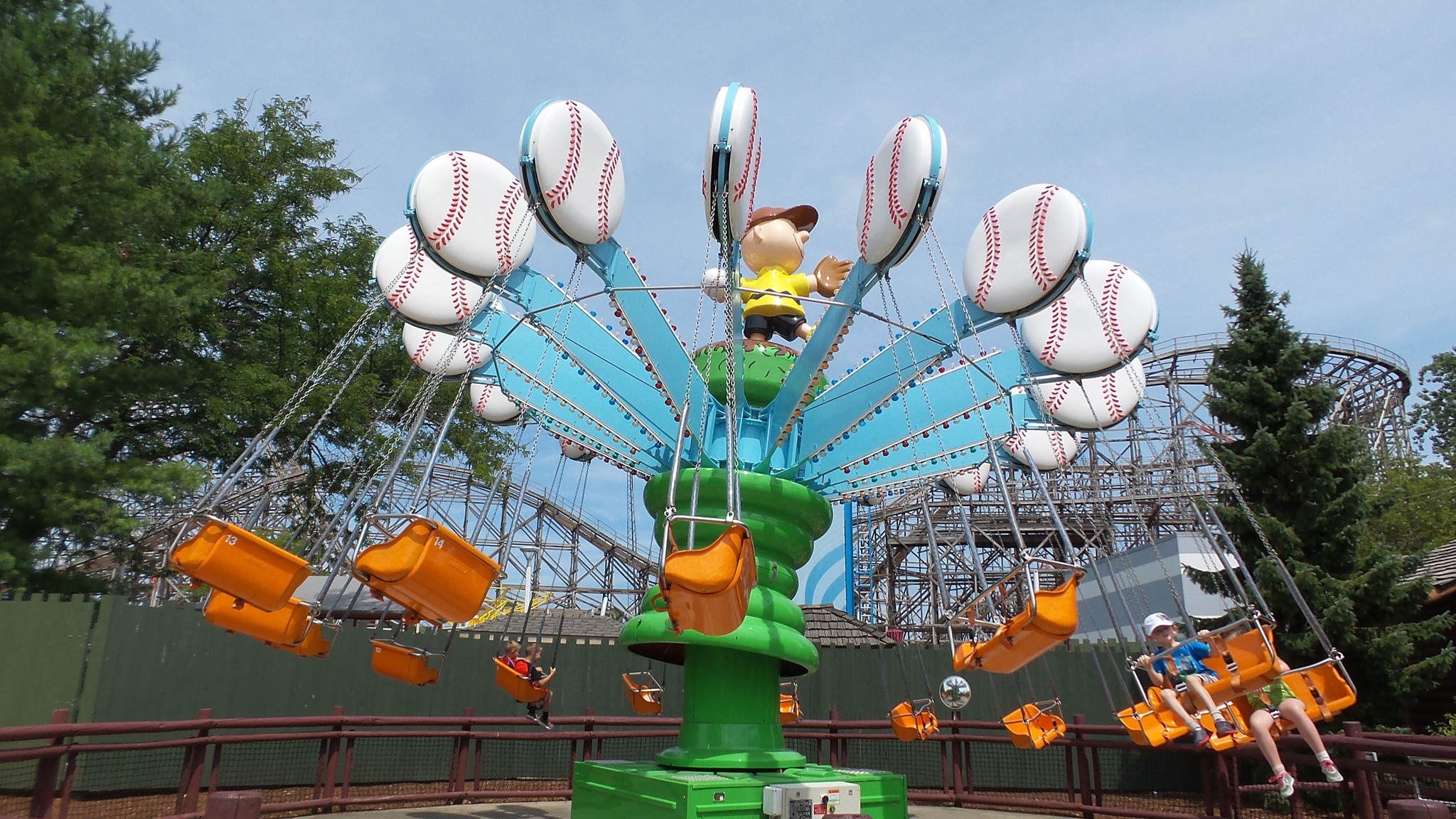 Lolli Swing opened at Cedar Point in 1999 in the Camp Snoopy