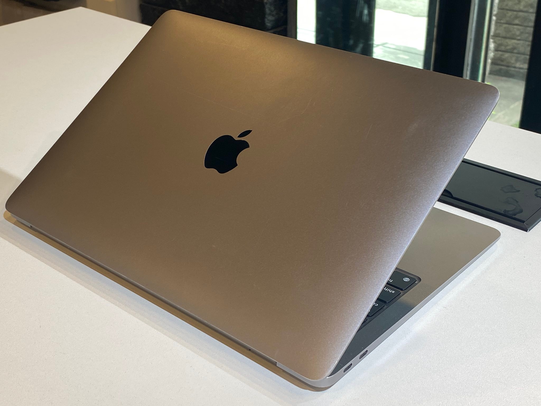 SOLD OUT! Second Hand | Macbook Air | M1 | 16gb ram |256gb SSD 