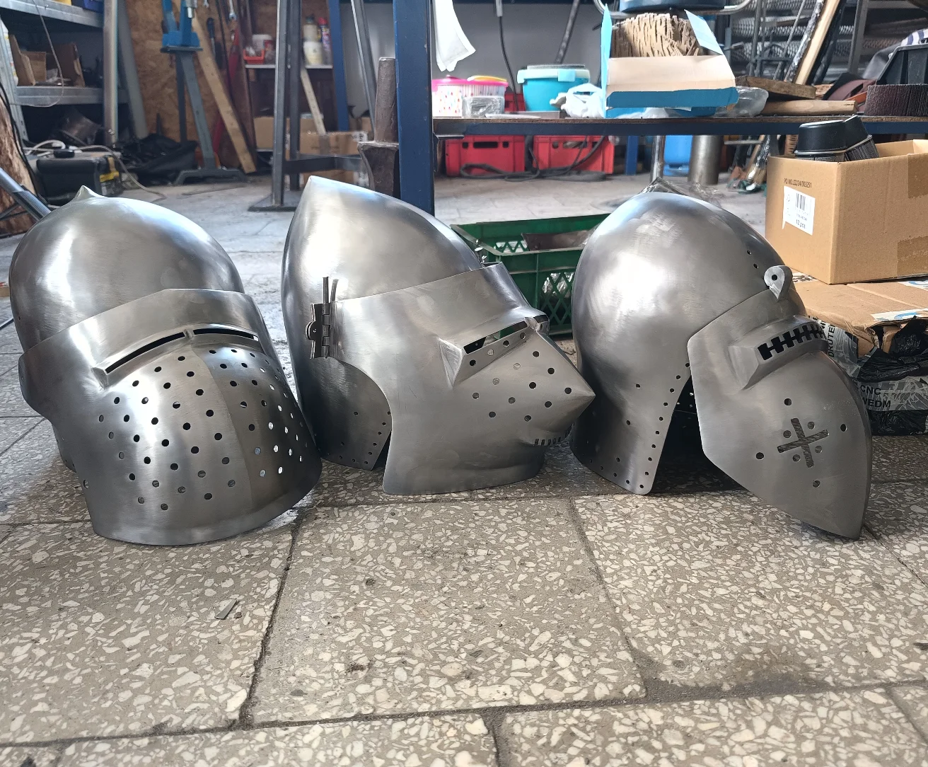 Readiness for battle @italian_bastards @magnacarta.project 
