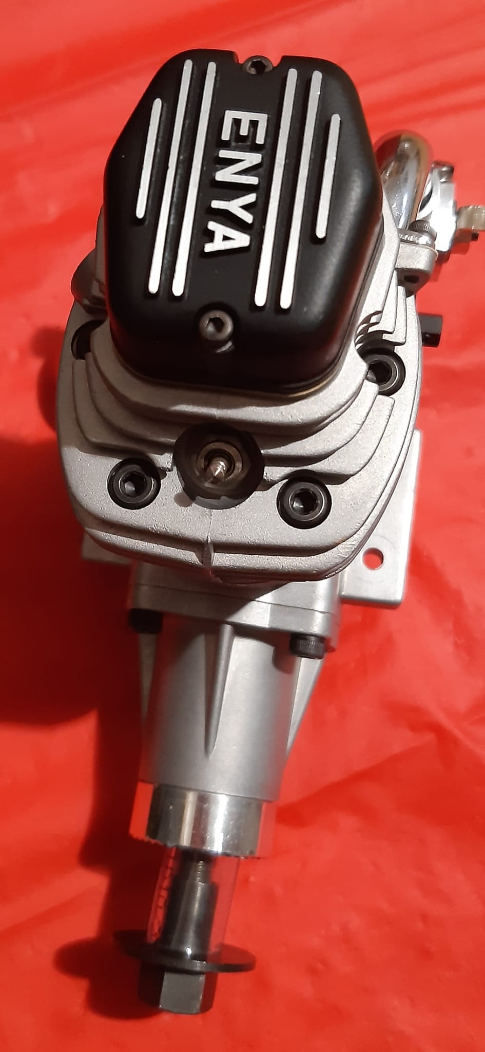 ENYA 90-4C model engine for yellow taxi cab plane