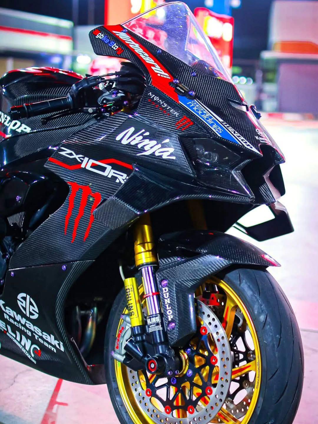 iketo Ninja ZX10RR 🖤❤️ 📸 @bigbike.story.keto