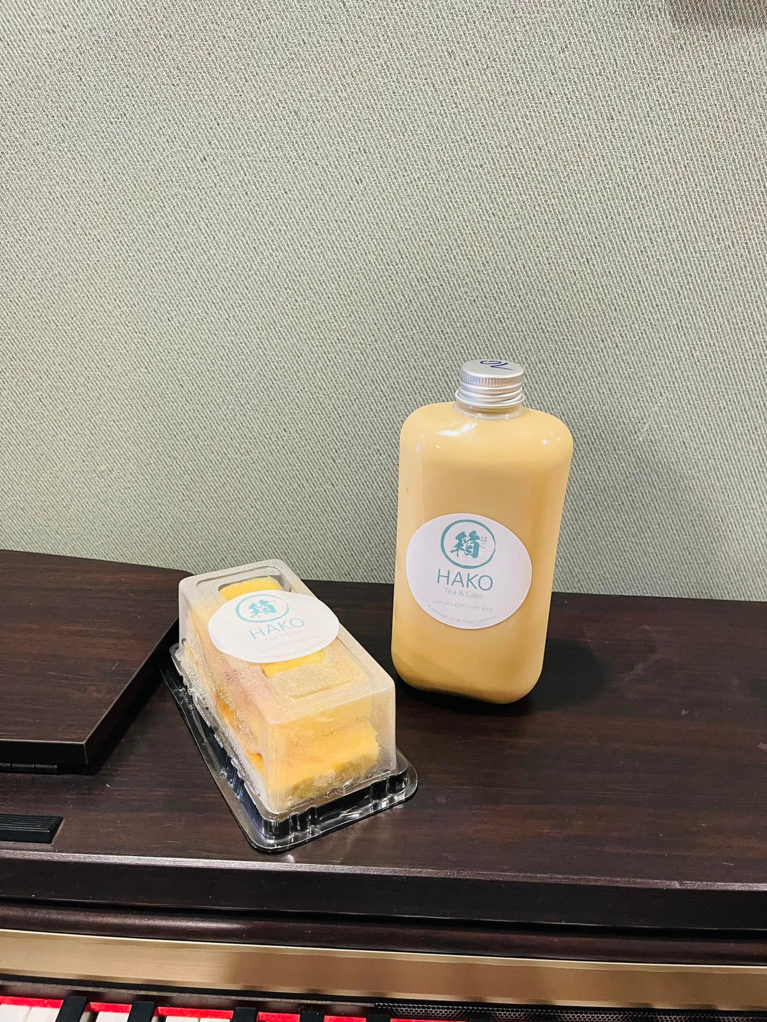 HAKO TEA & CAKE