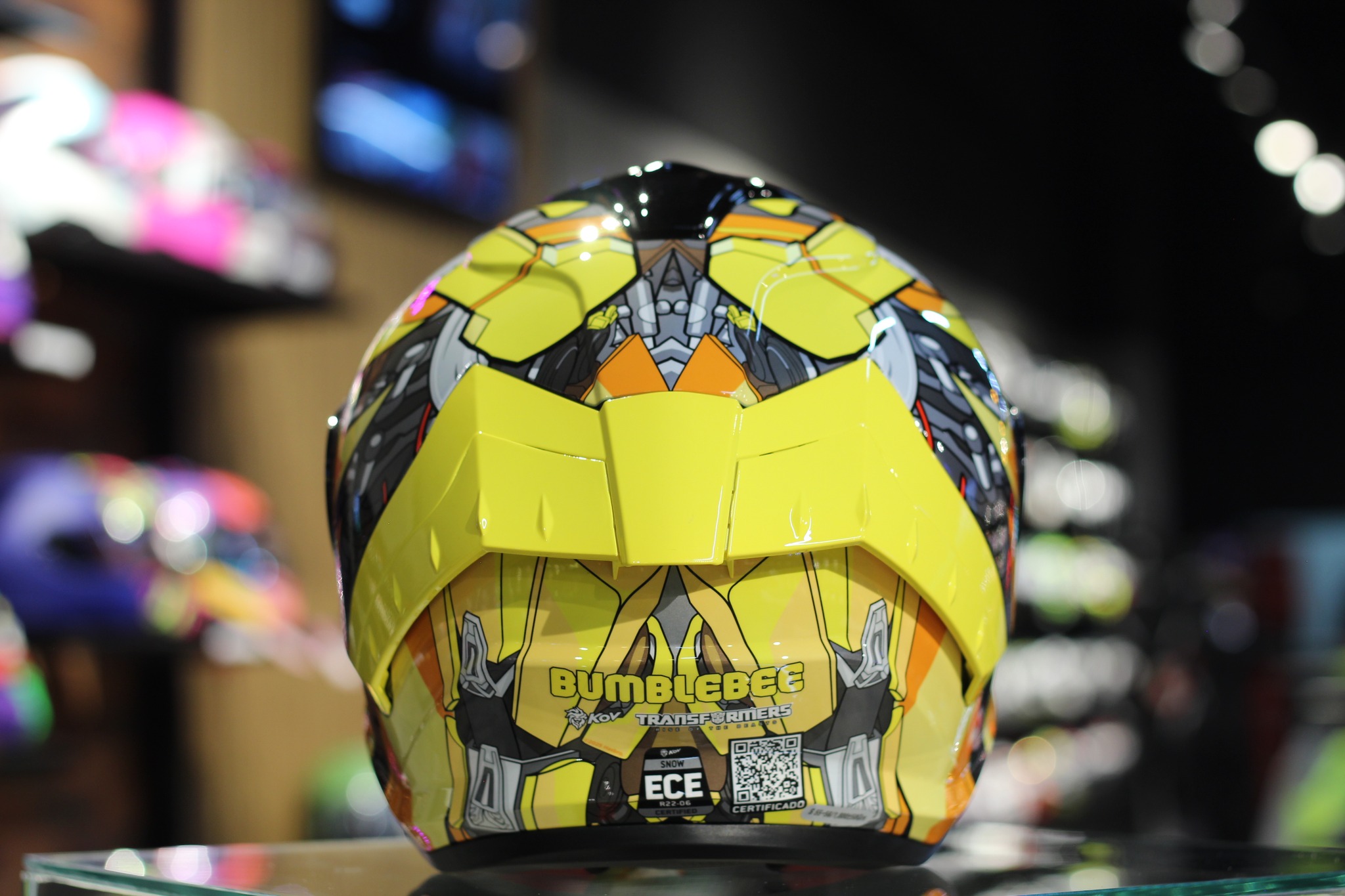 bumblebee motorcycle helmet Skullskins Transformed Yellow Full Face Cover Why You Need This Helmet Cover Just1 Bumblebee Transformer Motorcycle Helmet