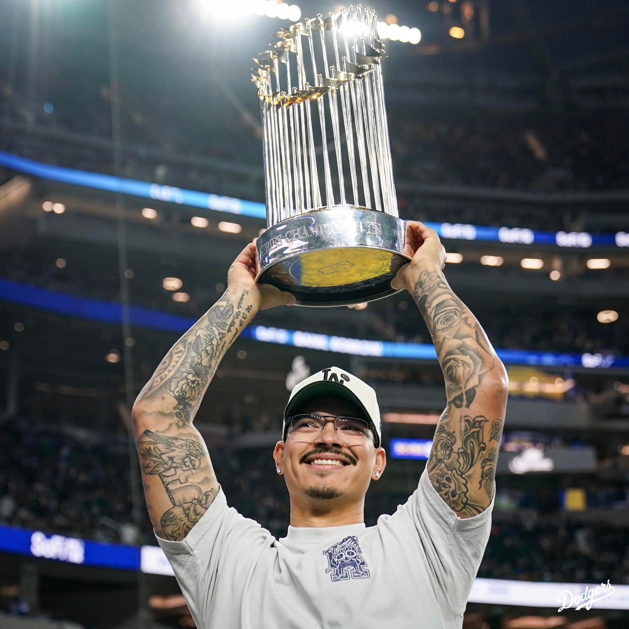 The Champs are here! #RamsHouse - Los Angeles Dodgers