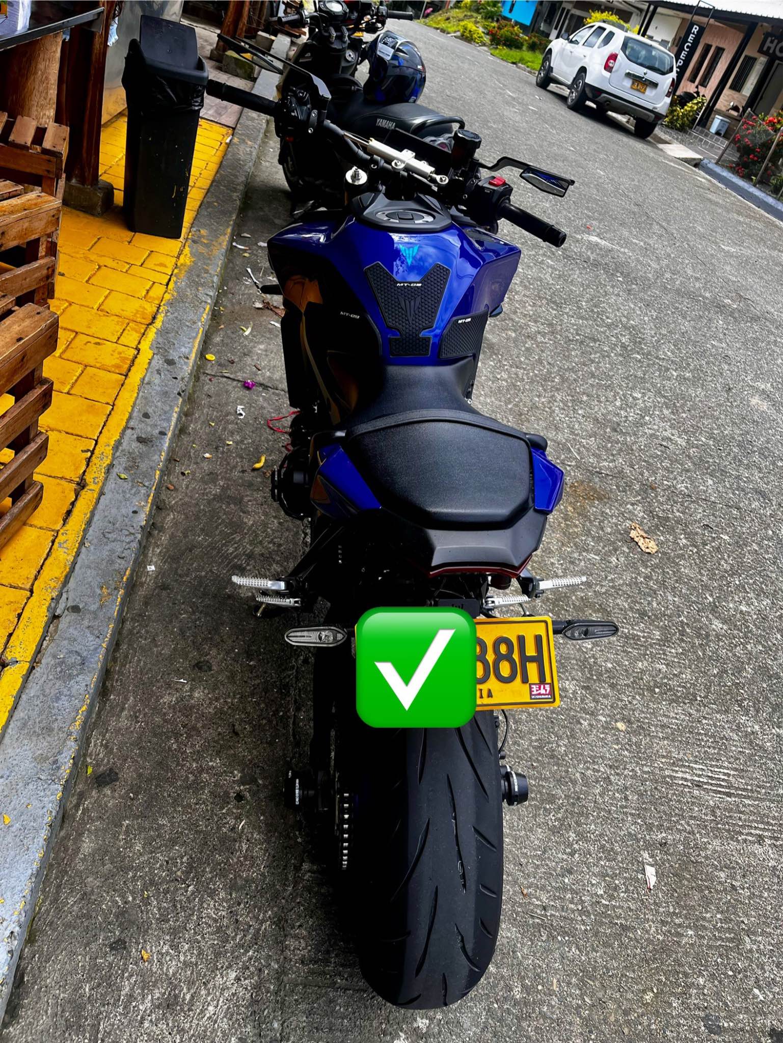 MT 09 V4 2025 azul único dueño - Motorcycles & Scooters - Medellín ...