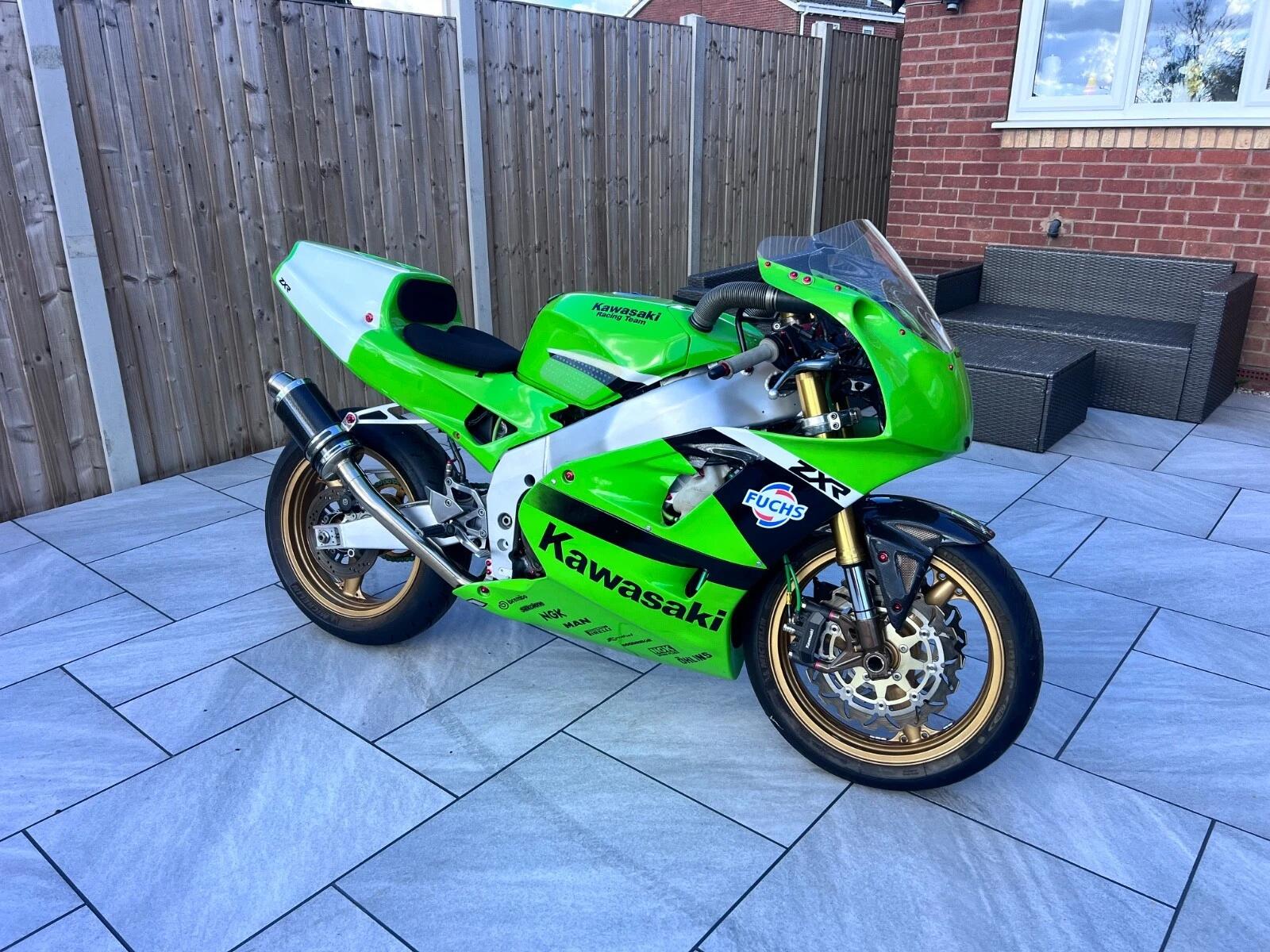 1997 Kawasaki ZXR400 L7 for sale