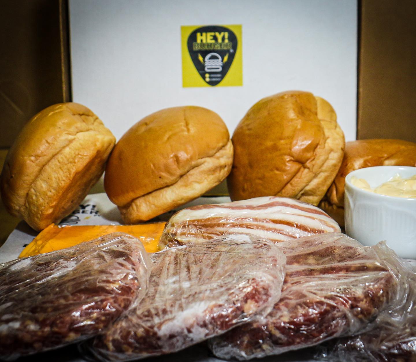 heyburgerpy - ⚡️Box Burgers HEY⚡️ Pack de 4 🍔 ️4 Panes...