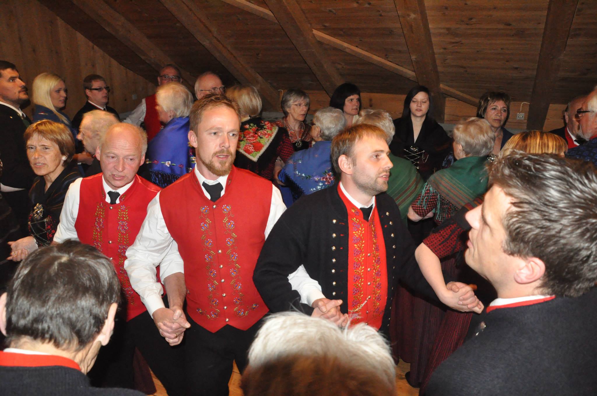 Føroyskur dansur í Hornahúsunum