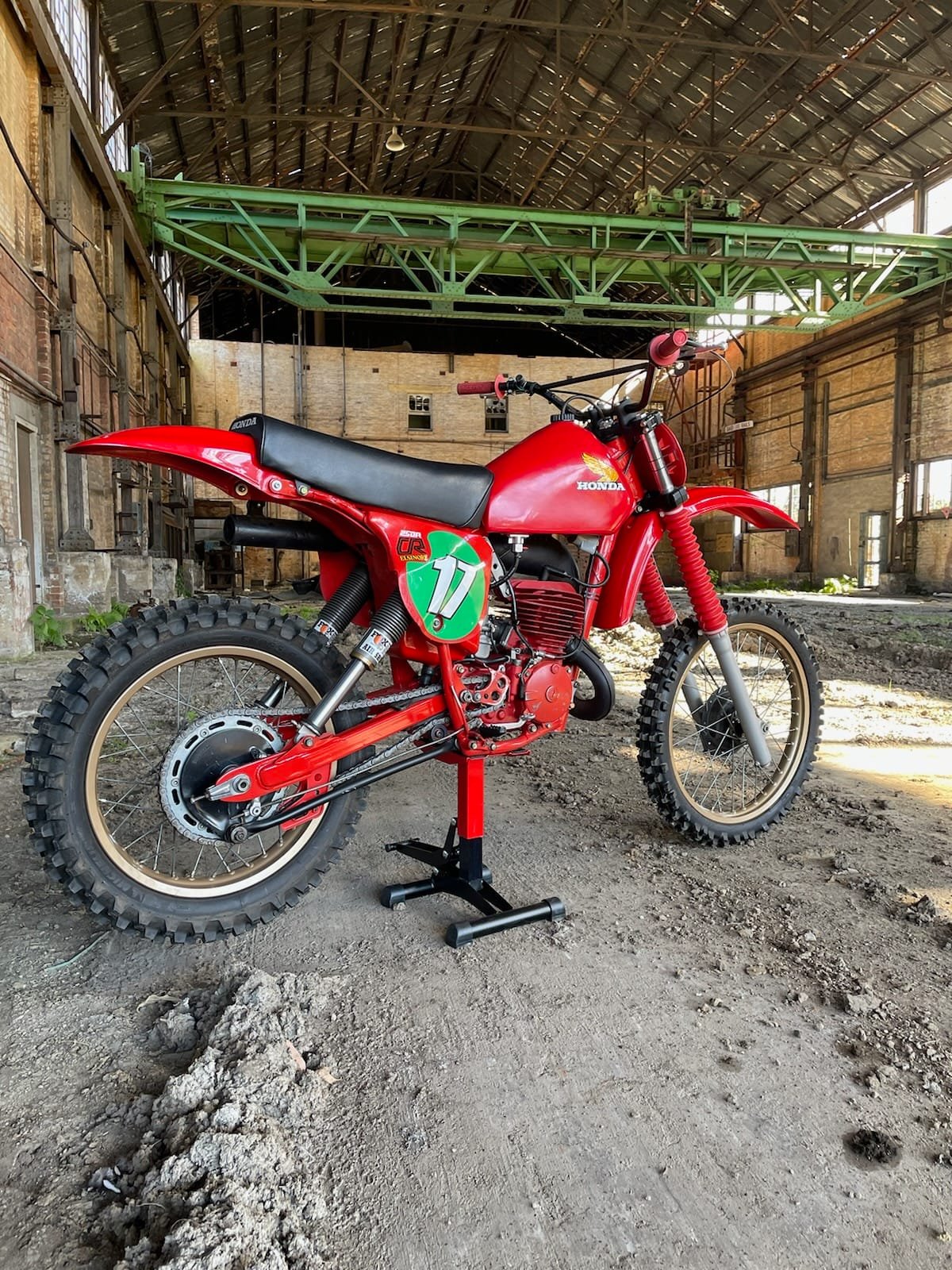 Hi guys I'm after a front wheel for a 1976 honda xl250 ,21”x1.6 I