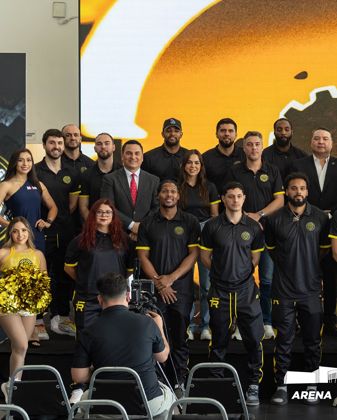 📍ARENA MOBIL Con la presencia de la... - Fuerza Regia Oficial | Facebook
