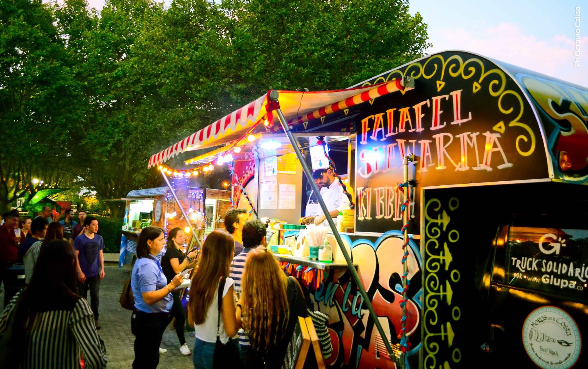 Moros En La Costa Food Truck Shawarma Y Variedad De Comida
