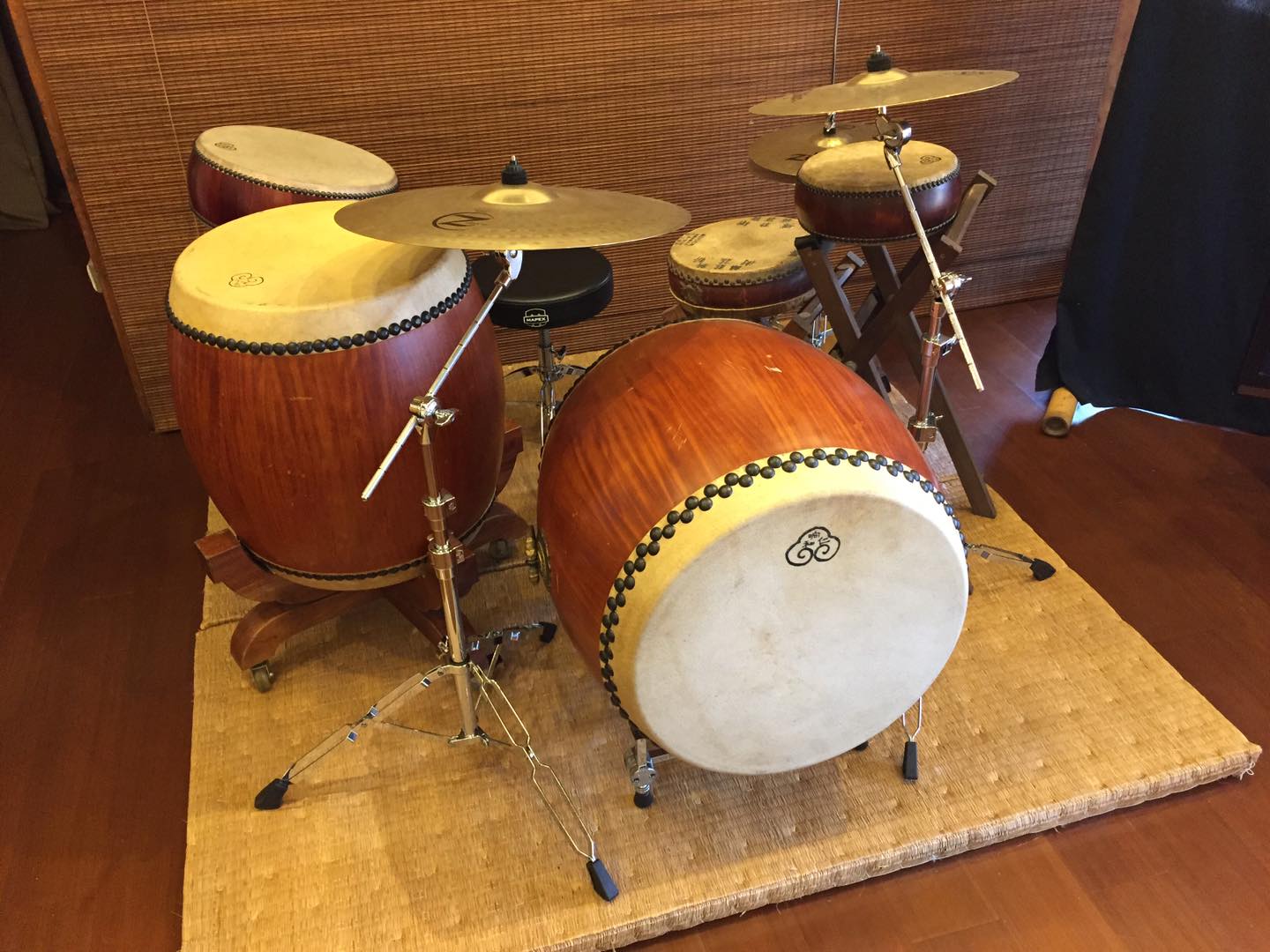 响仁和 - 這組鼓，也就只有台灣爵士鼓王、金曲獎特別貢獻獎得主：黃瑞豐老師，才有辦法駕馭囉～ 响仁和爵士鼓：... | Facebook