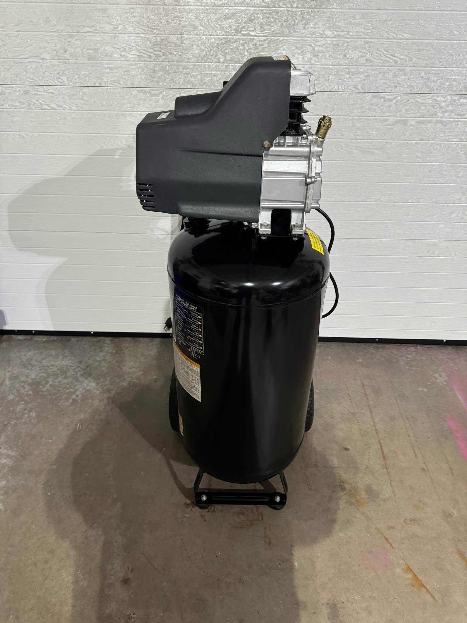 Air compressor Jobsmart 27 gallon with 50’ wall mounted retractable ...
