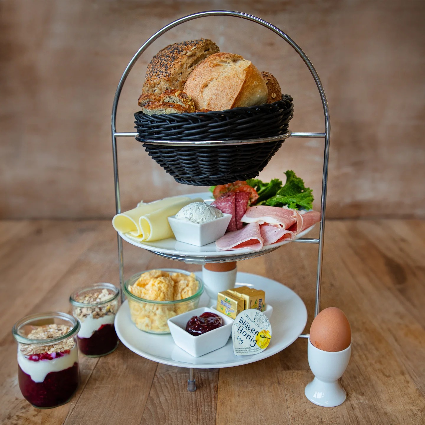 FRÜHSTÜCKSETAGERE