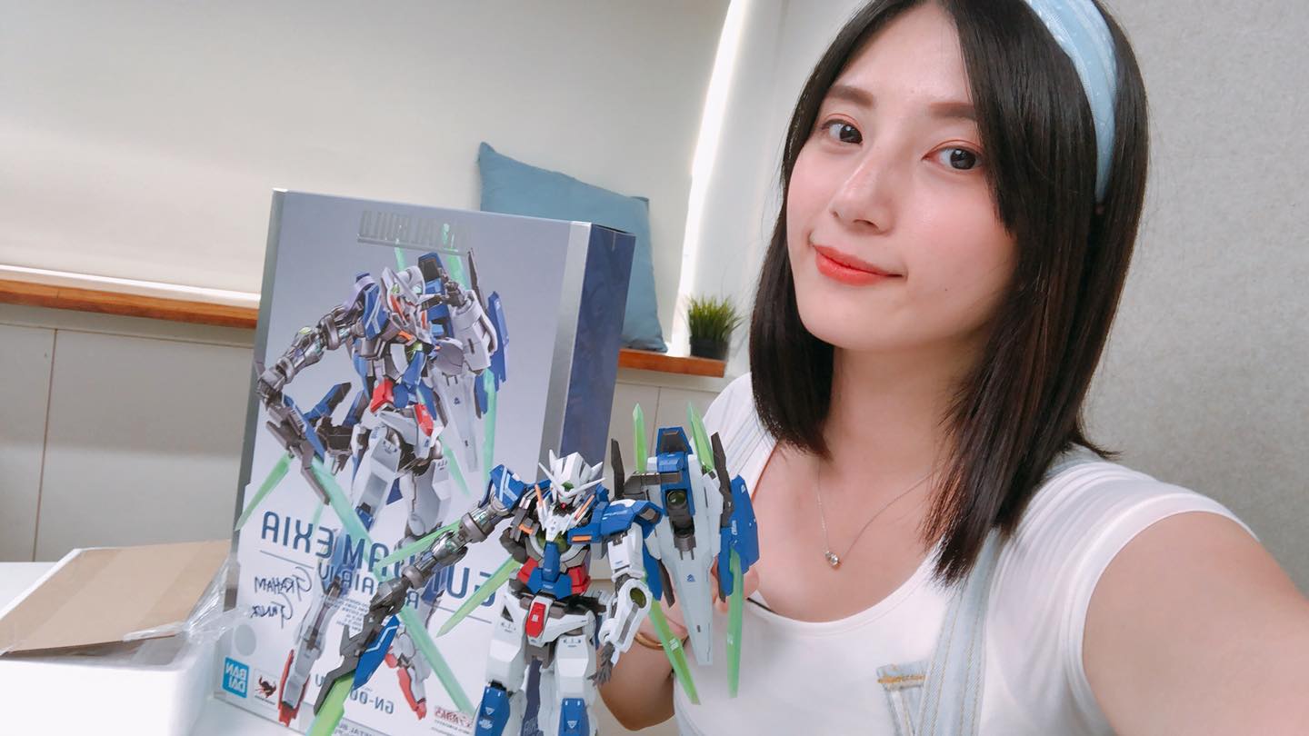 梨又 Liyo - 今日工事 誰是我的天使😇 #辣机製造所 #梨又 #鋼彈 | Facebook
