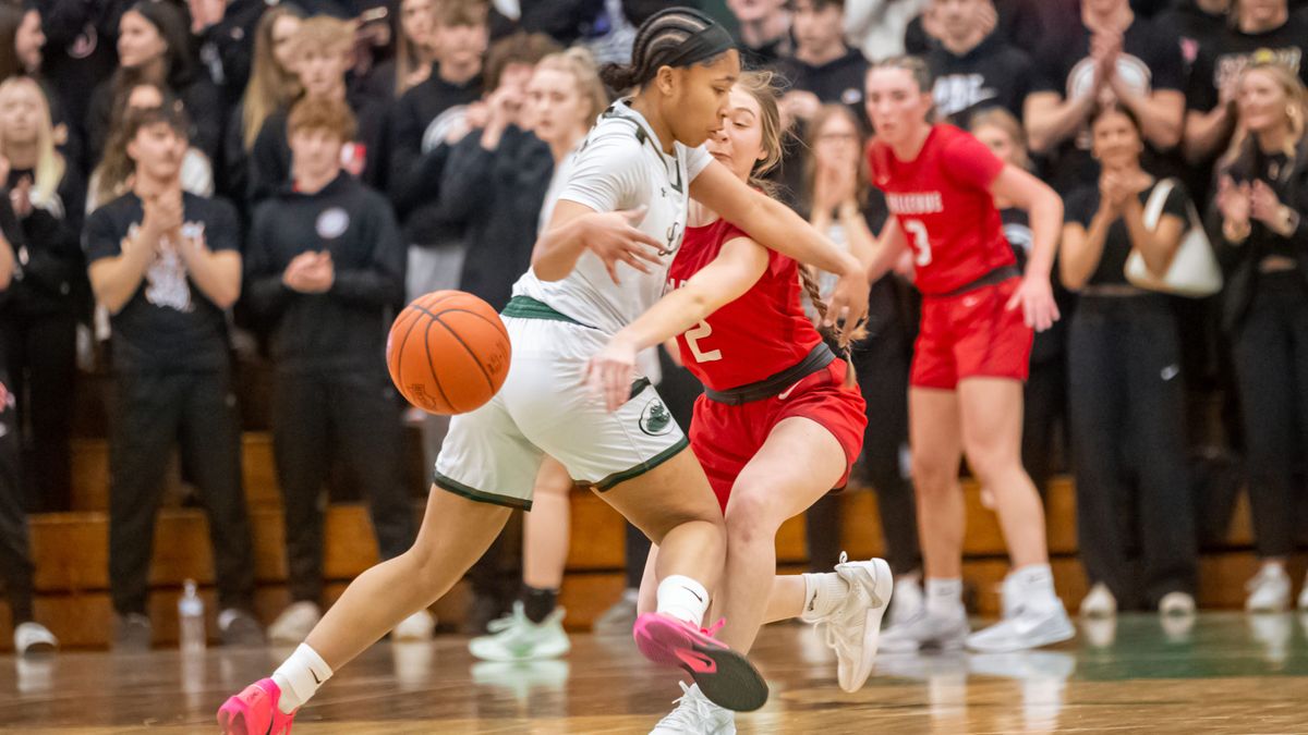 Fremont - See the photos: Hailey Rees scores game-high 16 points in ...