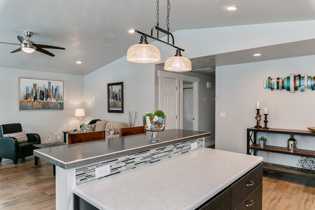 Azalea Renovations & Design / Azalea Properties