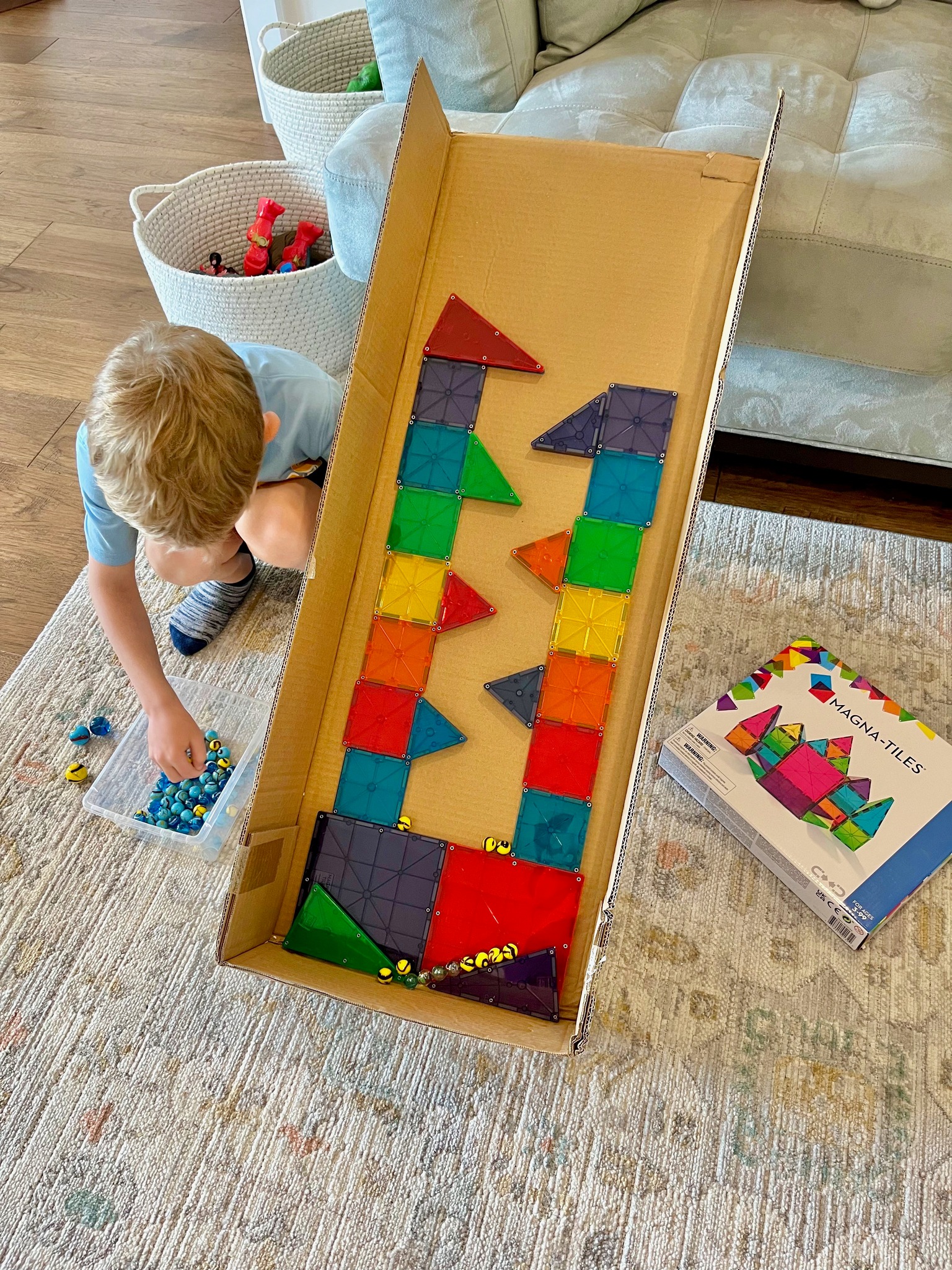Magna-Tiles Ball Run Ramp 🎨🔧 This... - Scholar's Choice | Facebook
