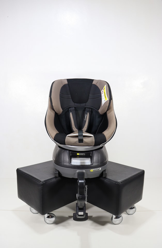 ??SOLD?? Car Seat Brand: Combi Neroom ISOFIX Condition: Used 