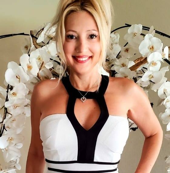 Christina Fox