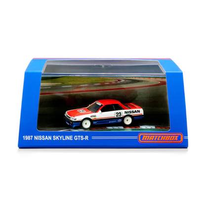 Matchbox 1987 Nissan Skyline GTS-R with JDM heritage