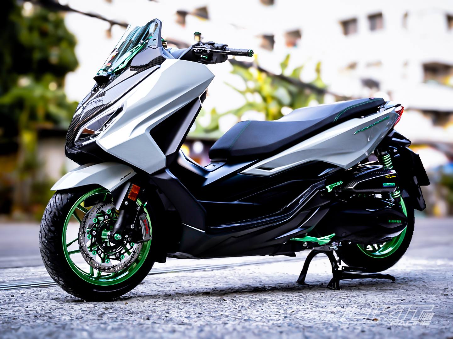จัดสเปคระบบเบรค Forza 350 พร้อมคุมโทนเขียว -Brembo Stylema 100mm ...