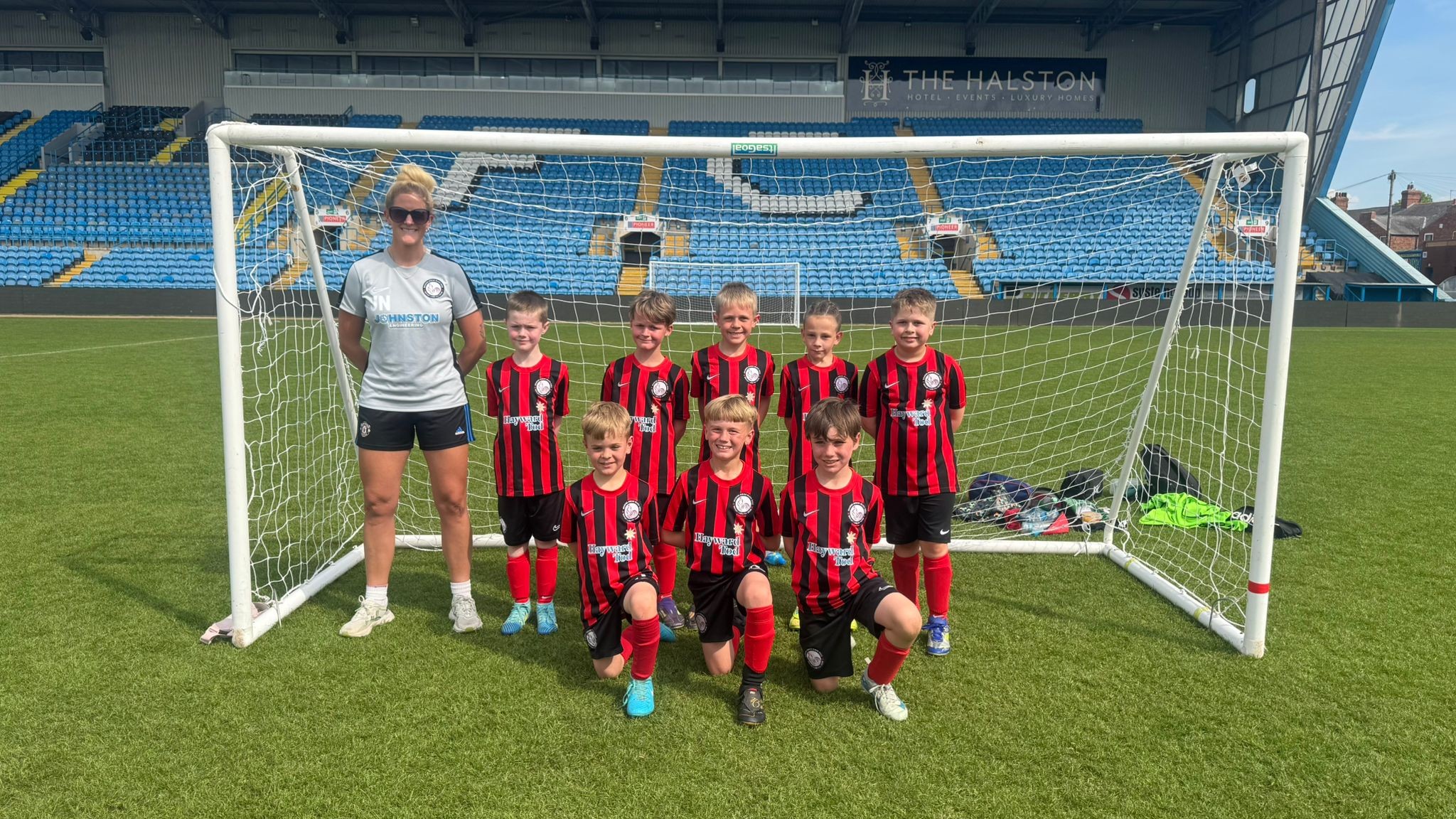 Dalston Junior Black Reds FC - DJBR u8s Sponsored by Maris. | Facebook