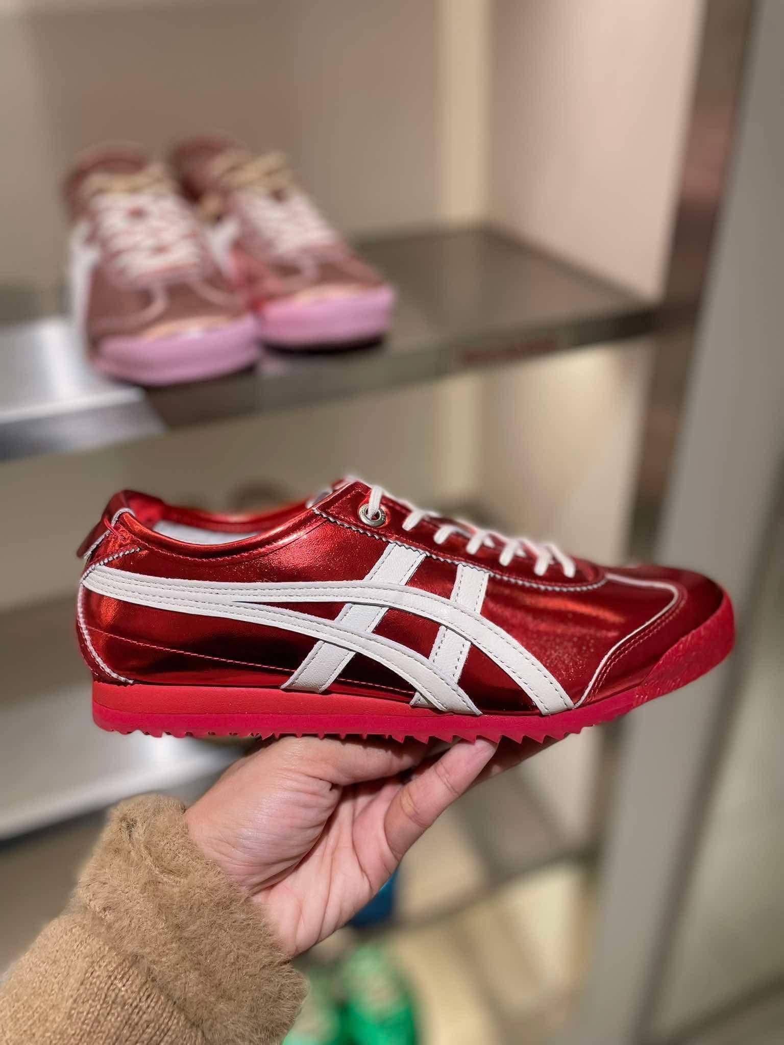 New release: METALLIC Series ✨ Onitsuka Tiger Mexico 66 SD 