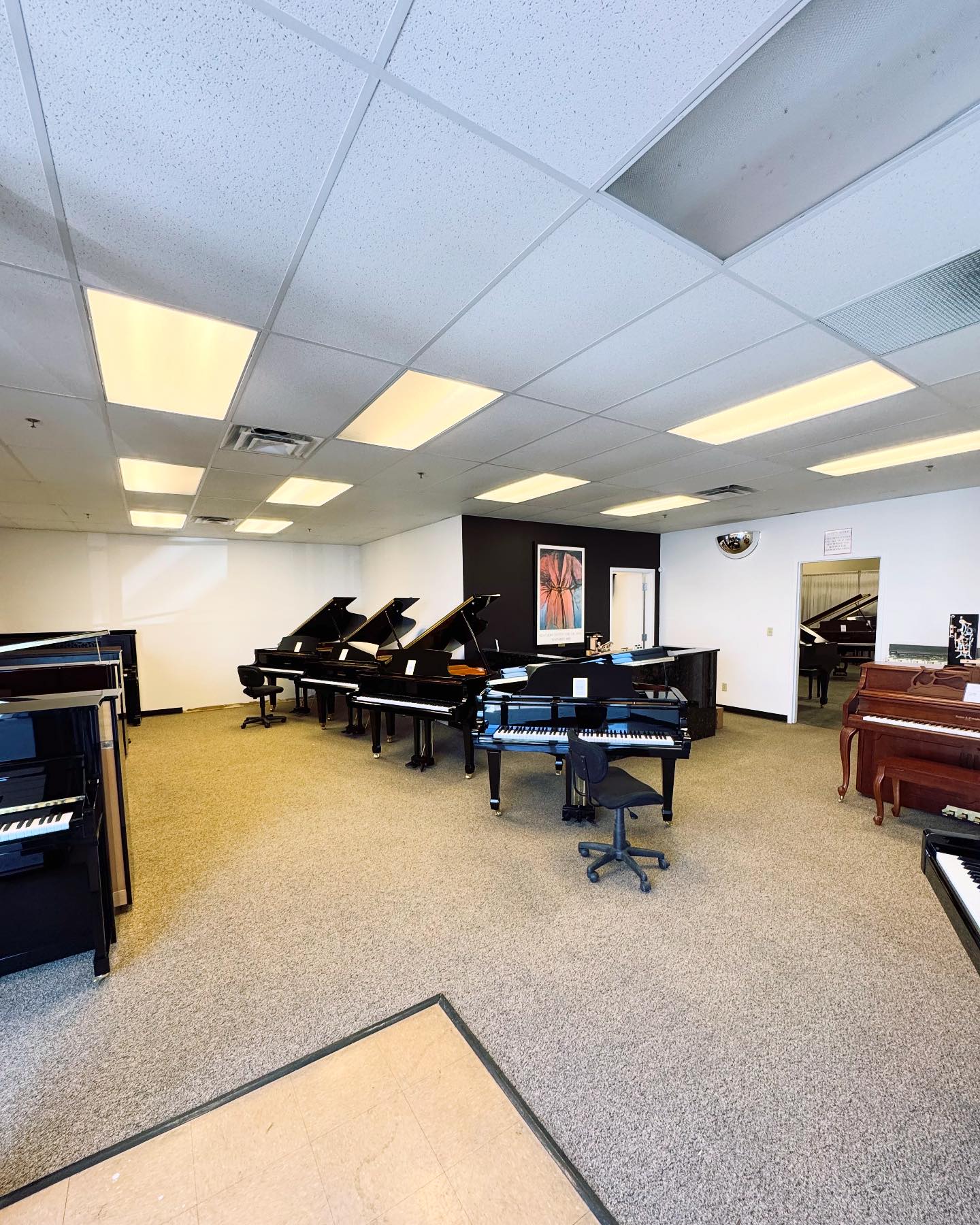 Gist Piano Center | Louisville KY