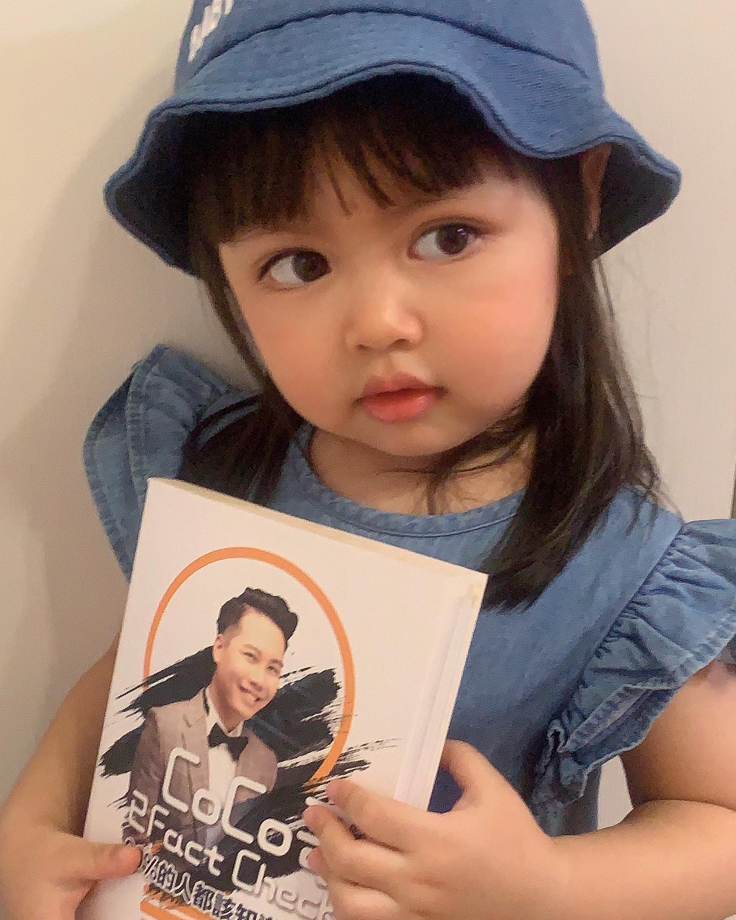 CoCo哥 - Coco哥首本投資書上線啦💛🧡 ️請熱烈支持 誠品及各大書局現正有售！ 大家快啲買定書... | Facebook