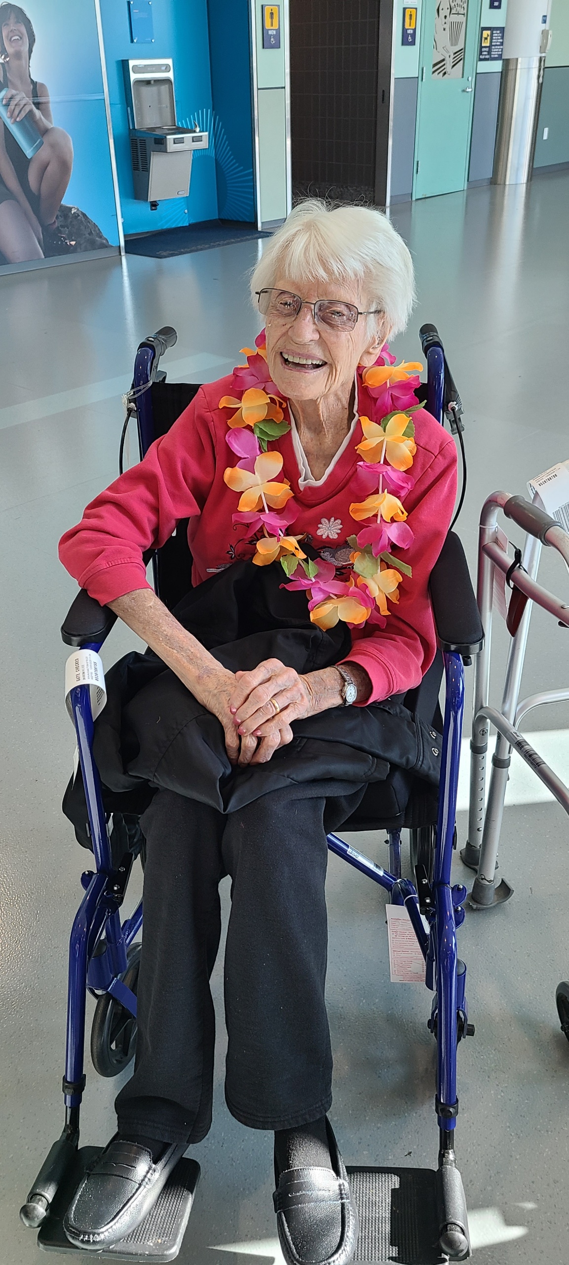 Pacific - Alice Darrow, a 106-year-old former Navy nurse who served ...