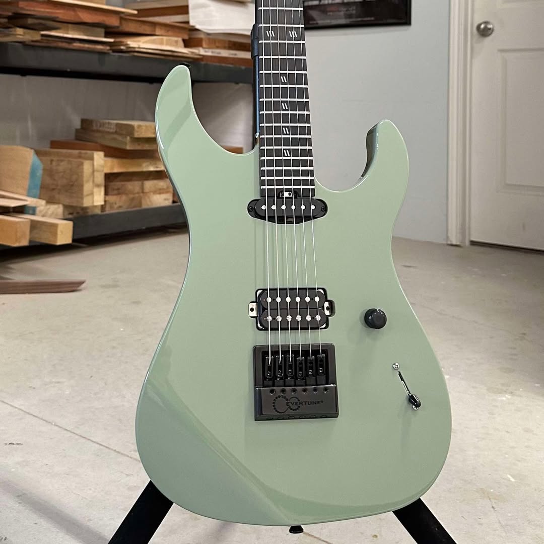 Our friends at SAITO GUITARS have another cool EverTune model
