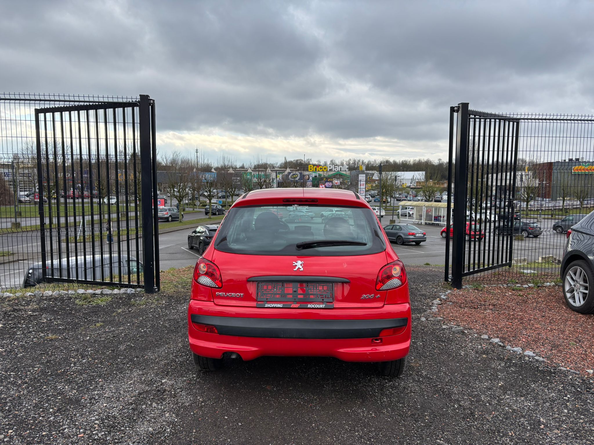 Defra Cars | Rocourt