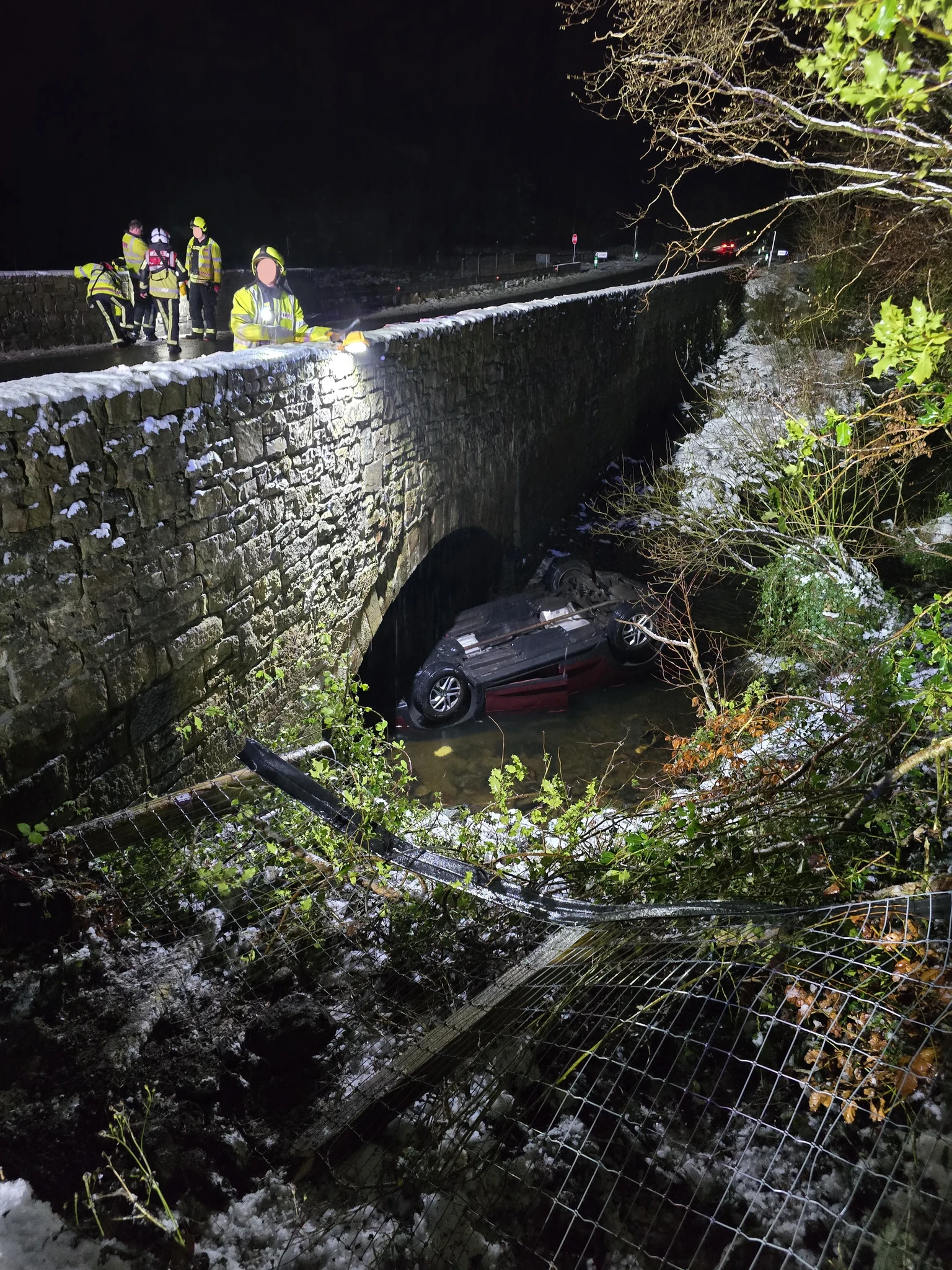 An - Gardaí from Manorhamilton assisted by local Fire Service at the ...