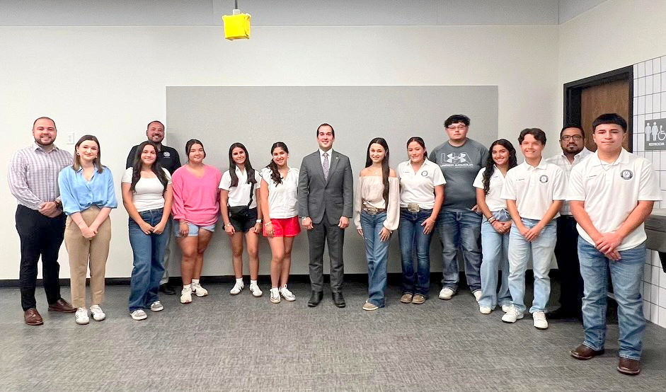 City - Investing in Our Future Leaders Yesterday, Mayor Aaron Valdez ...