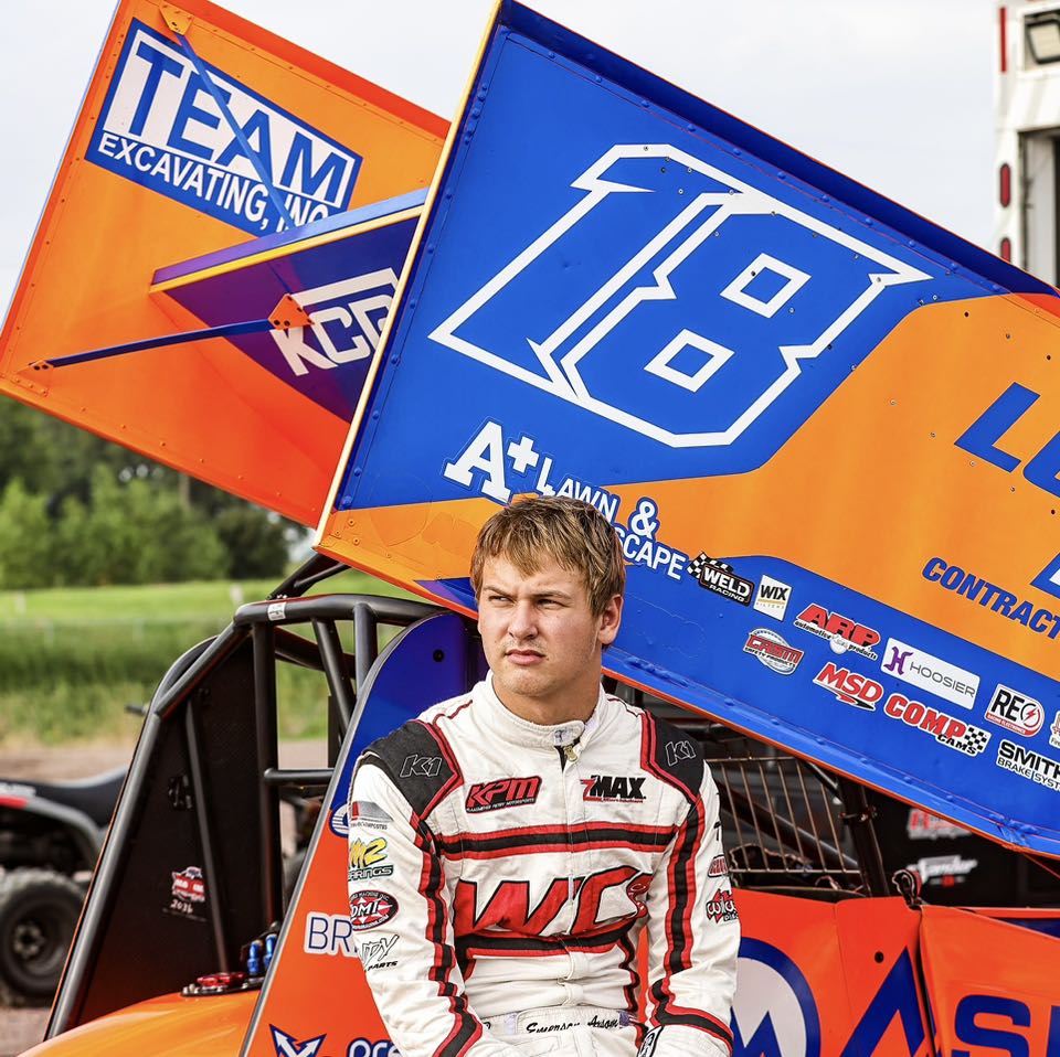 It’s a pair of... - World of Outlaws Sprint Car Series | Facebook
