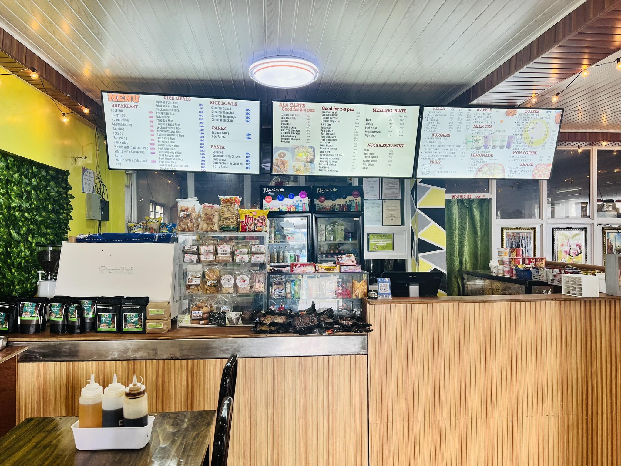 Highest Point Cafe and Restaurant | Atok