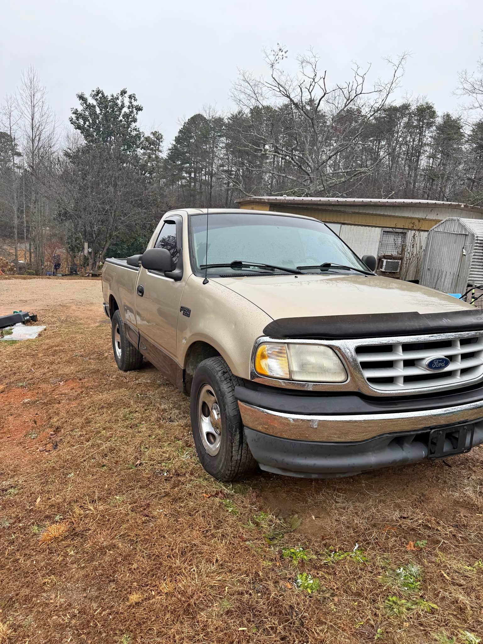 1999 Ford F-150 · XL - Commercial Trucks - Clarkesville, Georgia