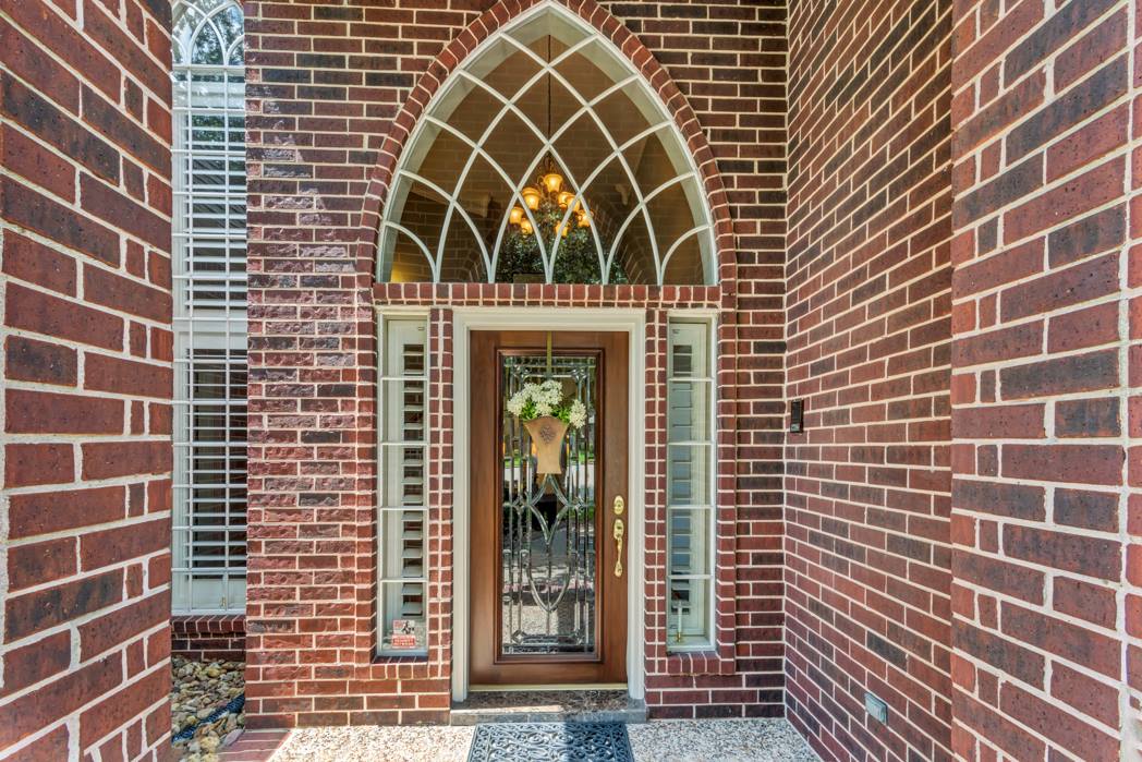 Great entrance with window... - Keith Carter Photography | Facebook