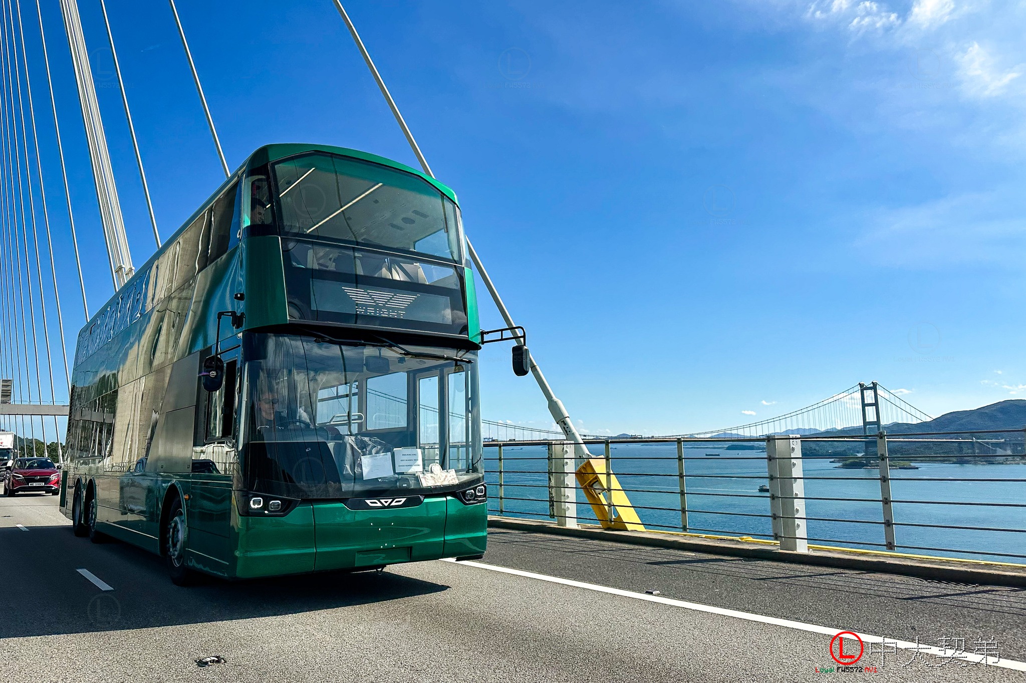 中大（元）契弟＆。ロトサク的雜攝點滴 - 14日下午，首部抵港之Wrightbus StreetDeck Electroliner由代理安排駛 ...