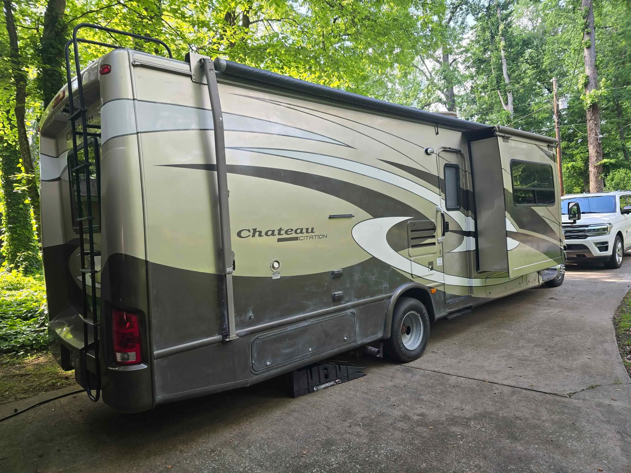 2008 Four Winds Chateau Citation - RVs & Campers - Lithia Springs ...