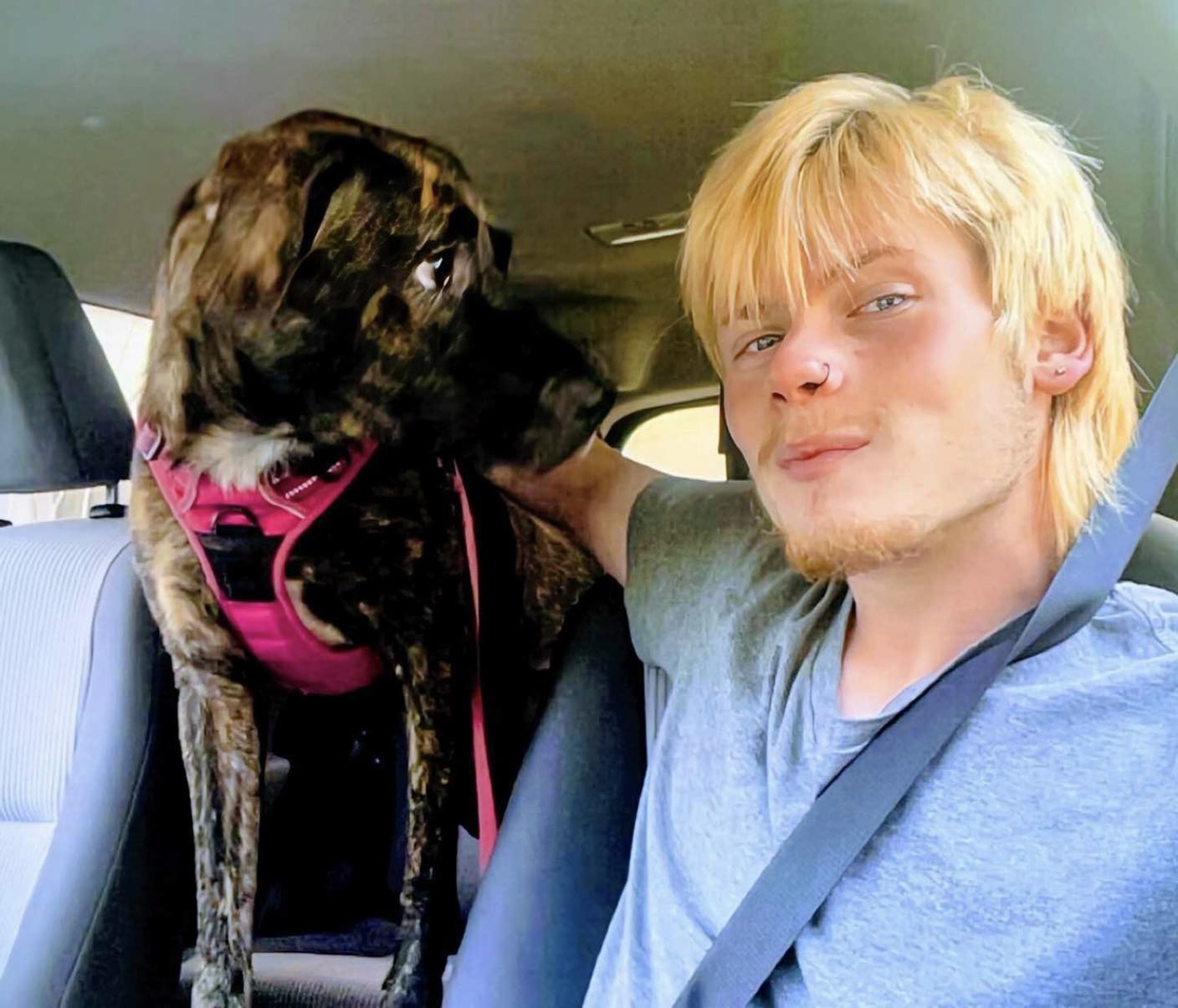Greenbrier - 🌟🐾 Employee Appreciation Spotlight: Sam! 🐾🌟 Today we’re ...